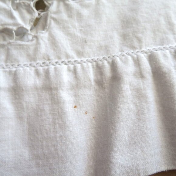 Vintage White Cotton Battenburg Lace Embroidered Cutwork Tablecloth Floral Desig - Picture 10 of 11